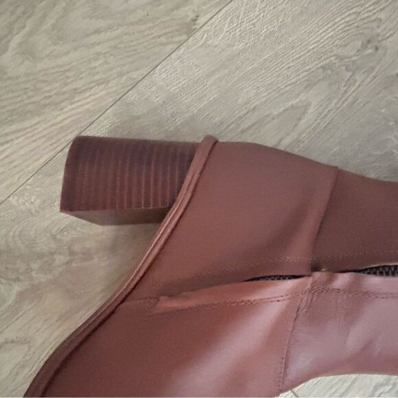 Splendid Vara Knee High Boot, Brownish, size 9, NWT on bottoms - Picture 9 of 12